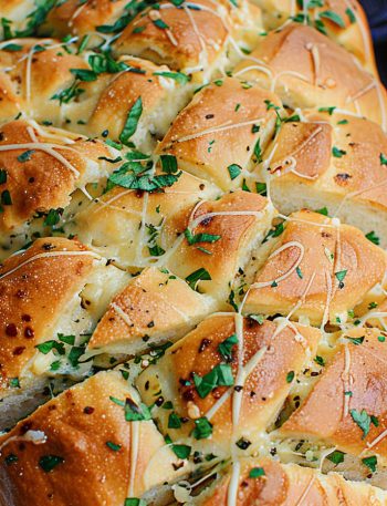 Cheesy Garlic Bread Pull Apart